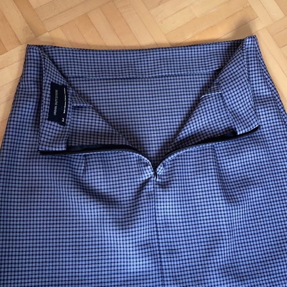 Urban Outfitters black & blue plaid mini skirt — size Small - Picture 6 of 8